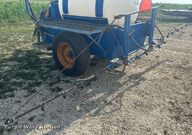 image for item MC9993 Broyhill B912  turf sprayer