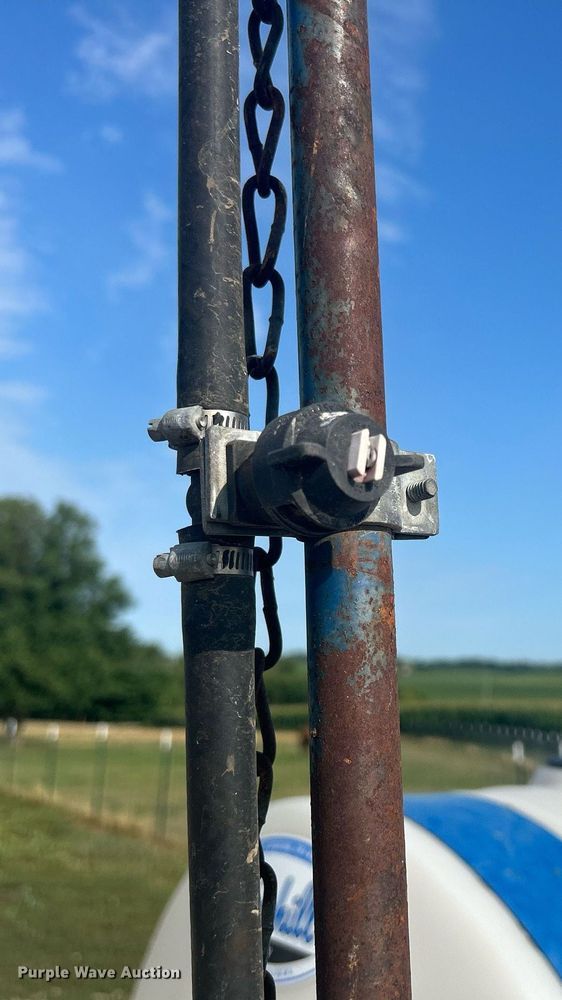 image for item MC9993 Broyhill B912  turf sprayer