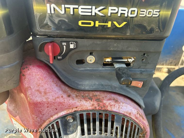 image for item MC9993 Broyhill B912  turf sprayer