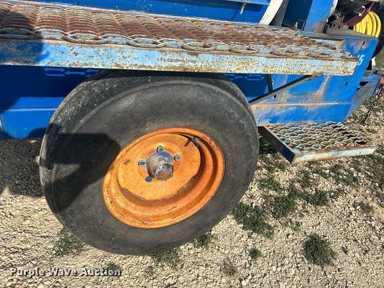 image for item MC9993 Broyhill B912  turf sprayer