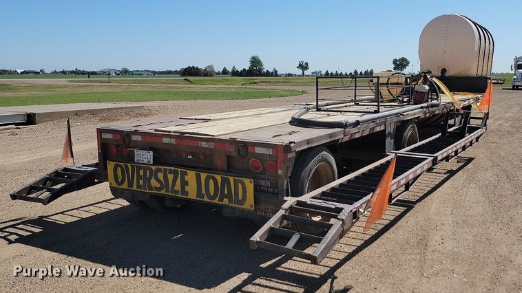 image for item ML9475 1988 Fontaine  drop deck equipment trailer