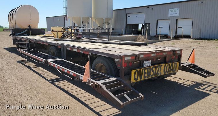 image for item ML9475 1988 Fontaine  drop deck equipment trailer