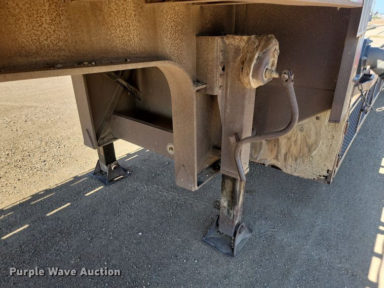 image for item ML9475 1988 Fontaine  drop deck equipment trailer