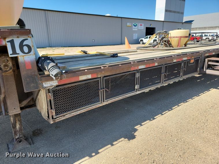 image for item ML9475 1988 Fontaine  drop deck equipment trailer