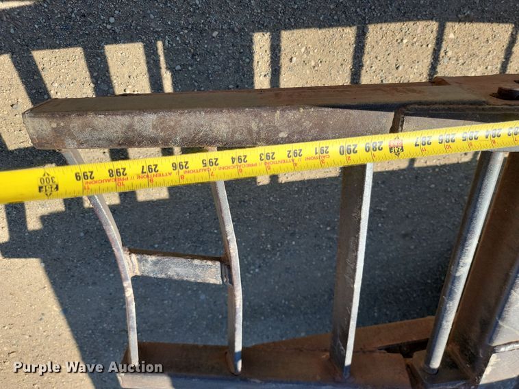 image for item ML9475 1988 Fontaine  drop deck equipment trailer