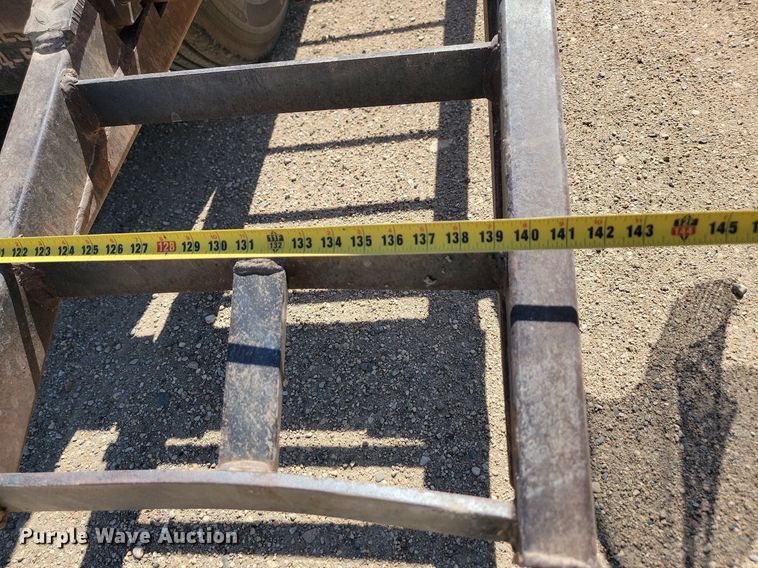 image for item ML9475 1988 Fontaine  drop deck equipment trailer