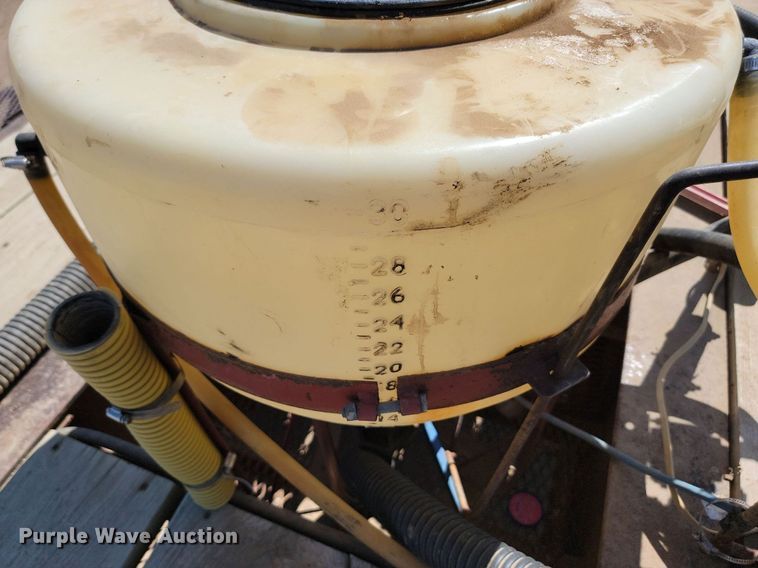 image for item ML9475 1988 Fontaine  drop deck equipment trailer