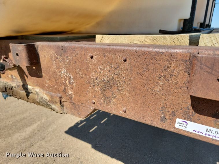 image for item ML9475 1988 Fontaine  drop deck equipment trailer