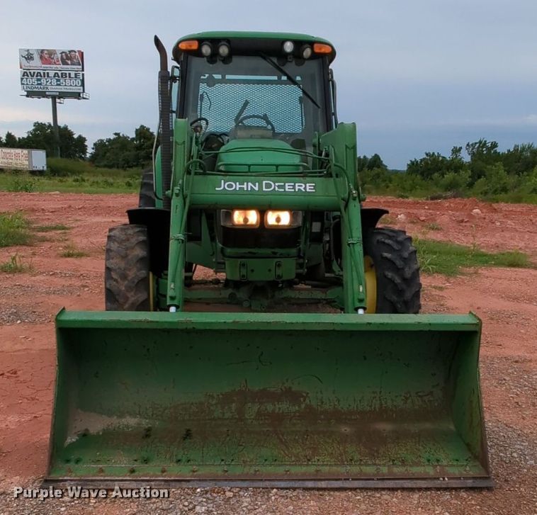 image for item MY9479 John Deere 6220  MFWD tractor