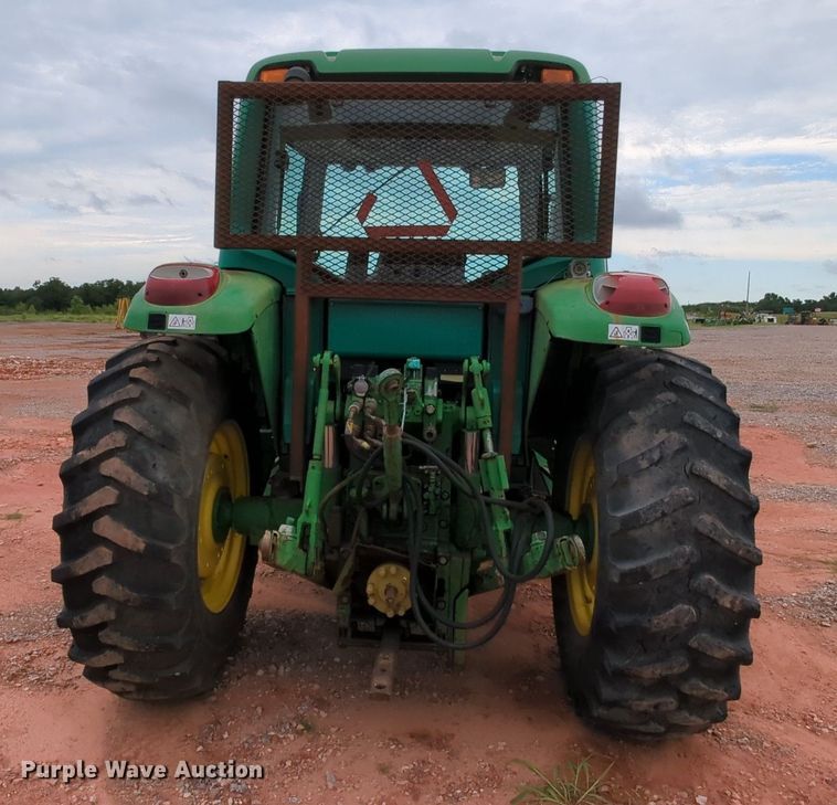 image for item MY9479 John Deere 6220  MFWD tractor