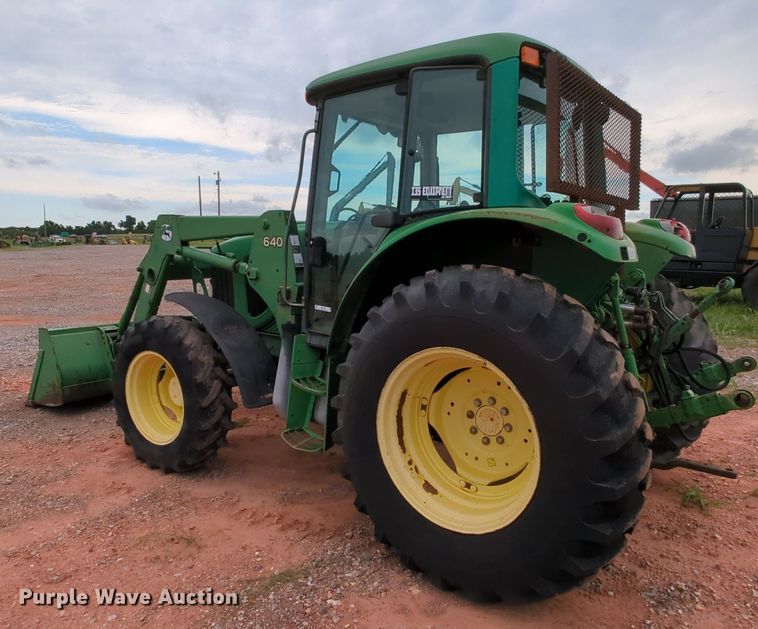 image for item MY9479 John Deere 6220  MFWD tractor