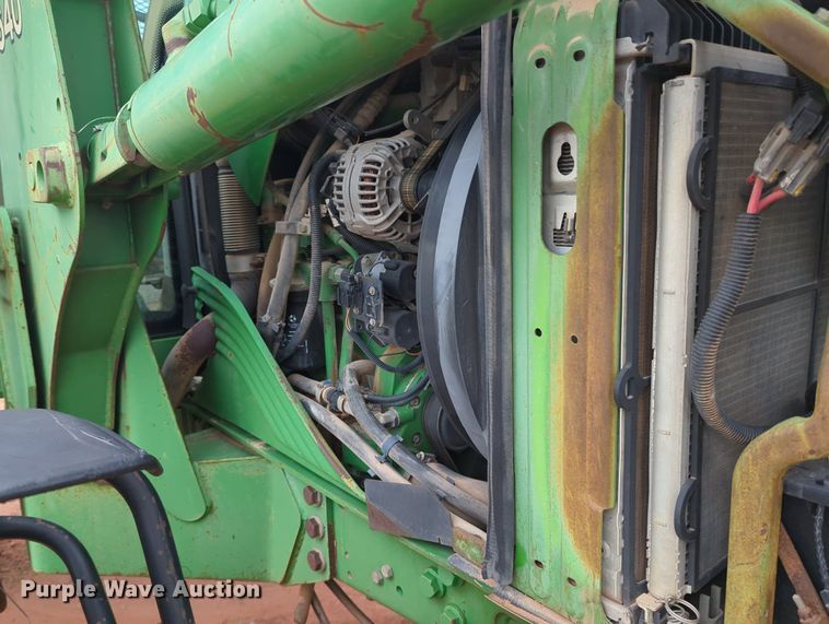 image for item MY9479 John Deere 6220  MFWD tractor