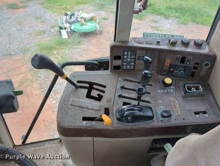 image for item MY9479 John Deere 6220  MFWD tractor