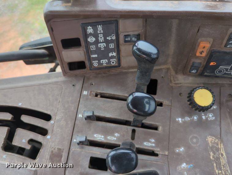 image for item MY9479 John Deere 6220  MFWD tractor