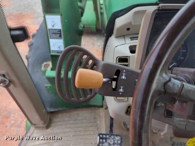 image for item MY9479 John Deere 6220  MFWD tractor