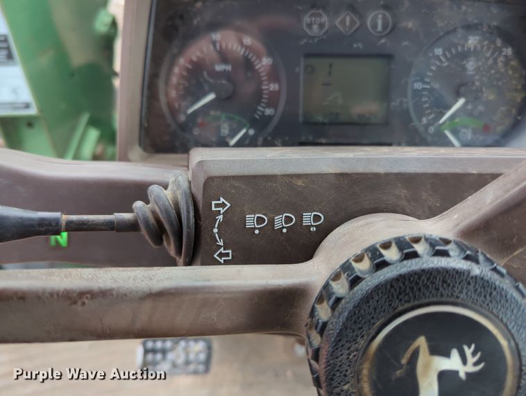 image for item MY9479 John Deere 6220  MFWD tractor