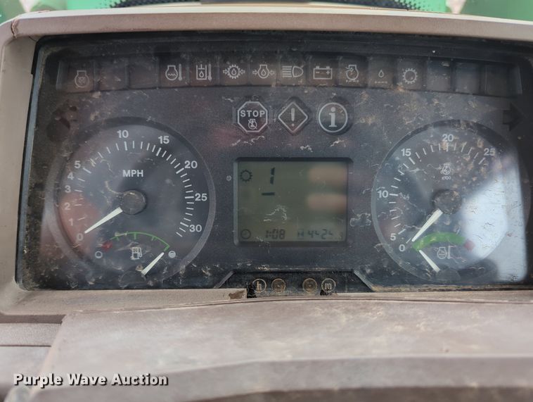 image for item MY9479 John Deere 6220  MFWD tractor