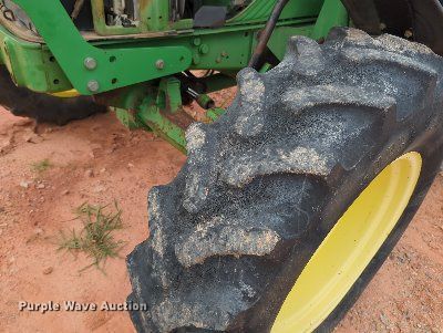 image for item MY9479 John Deere 6220  MFWD tractor