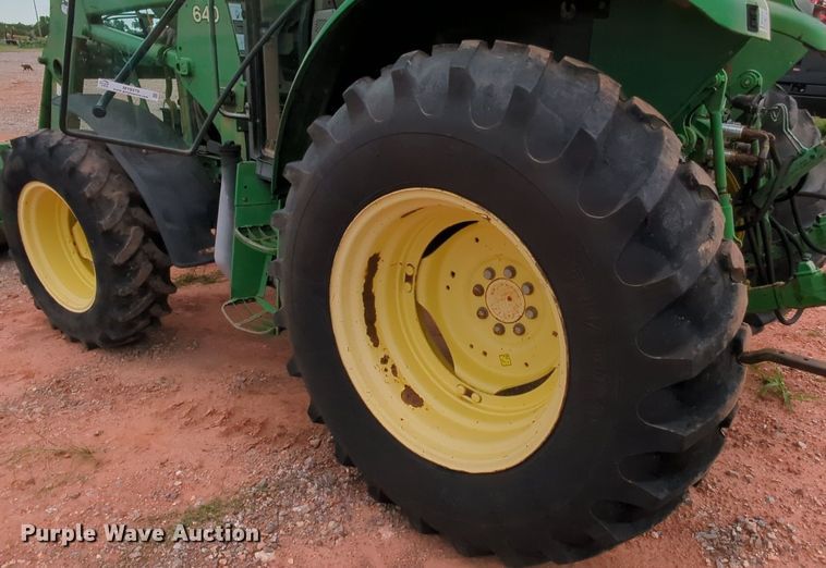 image for item MY9479 John Deere 6220  MFWD tractor