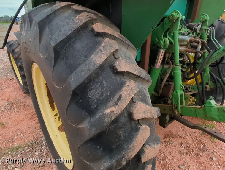 image for item MY9479 John Deere 6220  MFWD tractor