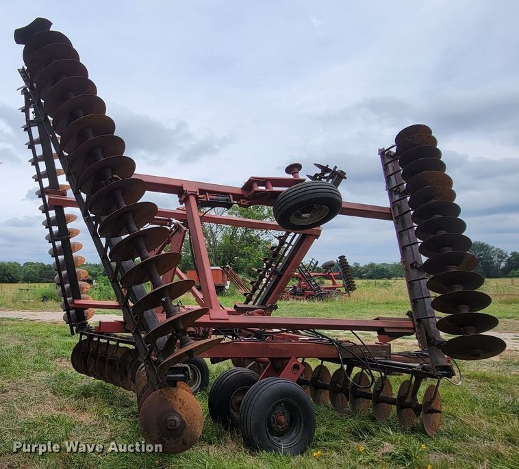 image for item MY9782 Case IH 496  tandem disk