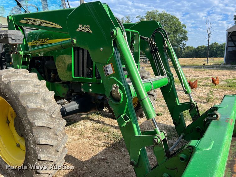 image for item NA9026 2004 John Deere 5420  MFWD tractor