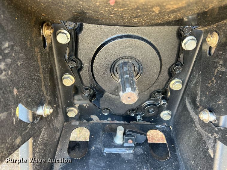 image for item NA9026 2004 John Deere 5420  MFWD tractor