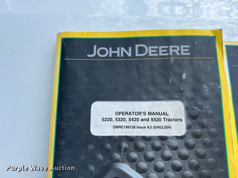 image for item NA9026 2004 John Deere 5420  MFWD tractor