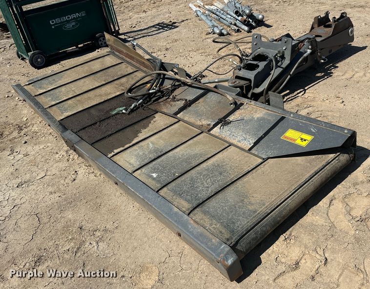 image for item NM9307 AGCO  hay merger