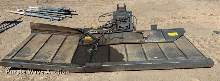 image for item NM9307 AGCO  hay merger