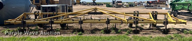 image for item NM9313 Row crop cultivator