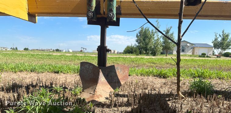 image for item NM9313 Row crop cultivator