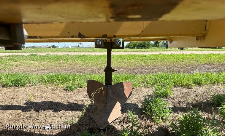 image for item NM9313 Row crop cultivator