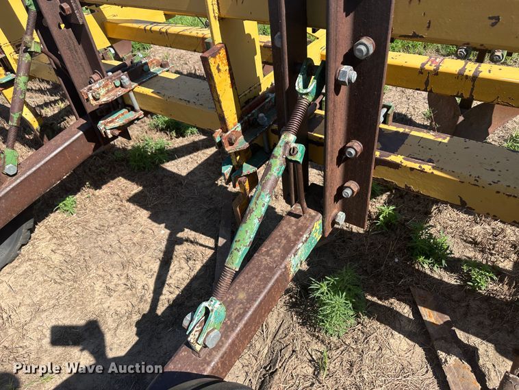image for item NM9313 Row crop cultivator