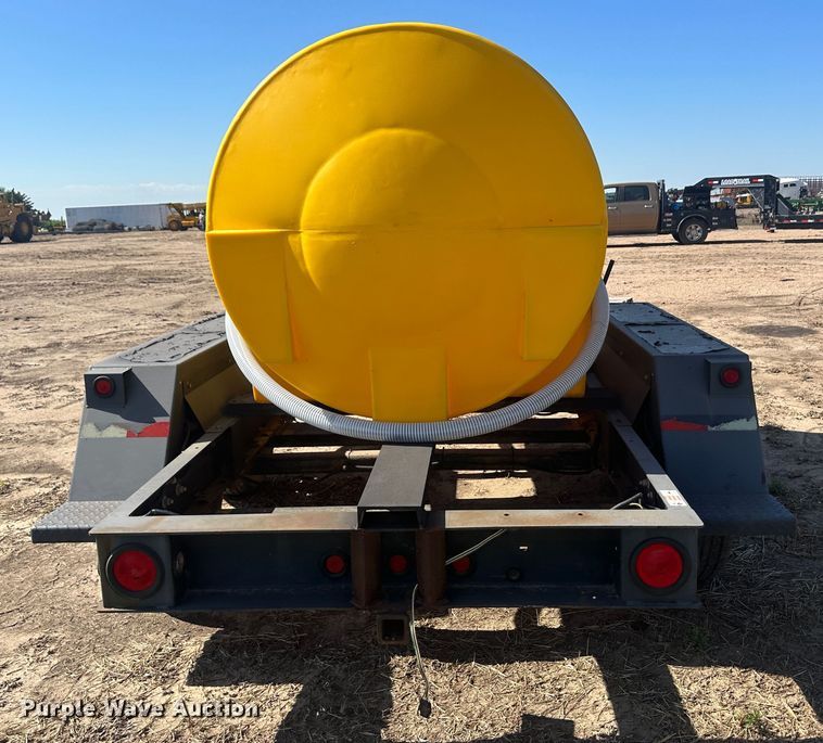 image for item NM9316 Nurse tank trailer