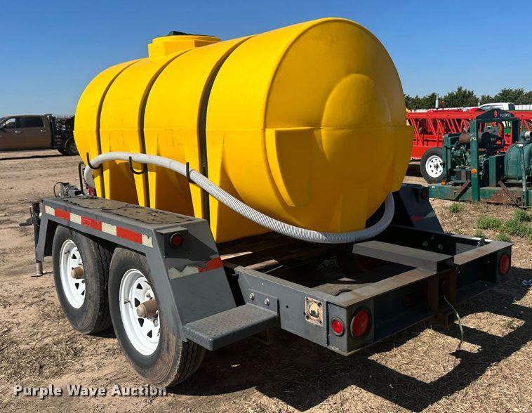 image for item NM9316 Nurse tank trailer