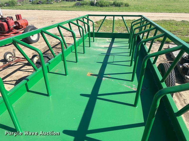 image for item NM9320 Six Star  hay bale feeder