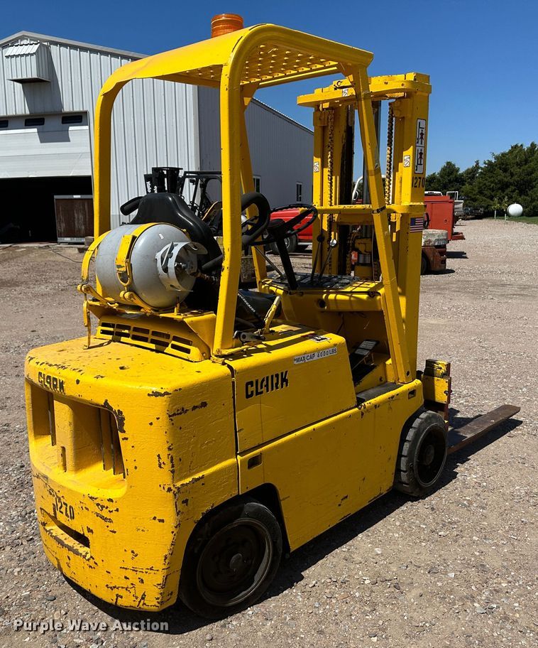 image for item NM9340 Clark C500-45  forklift