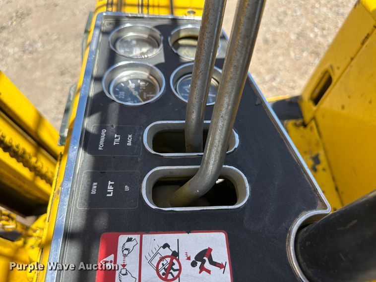 image for item NM9340 Clark C500-45  forklift