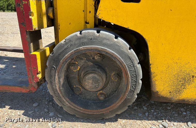 image for item NM9340 Clark C500-45  forklift