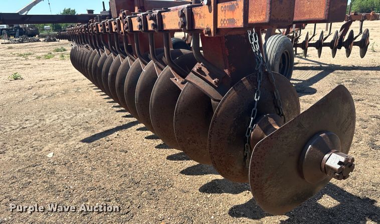 image for item NM9405 Miller  off-set disk