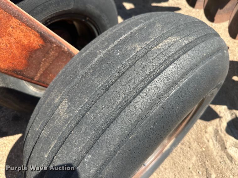 image for item NM9405 Miller  off-set disk