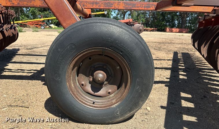 image for item NM9405 Miller  off-set disk