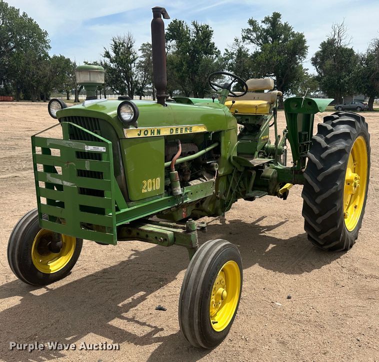 image for item NM9438 1963 John Deere 2010  tractor