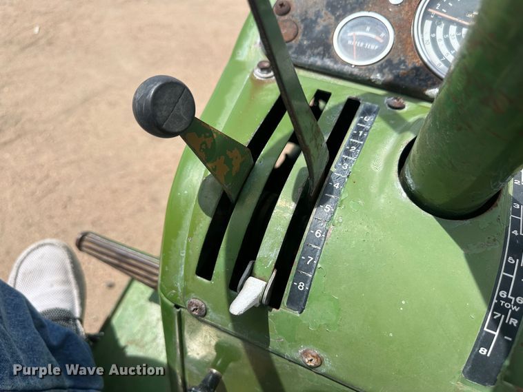 image for item NM9438 1963 John Deere 2010  tractor