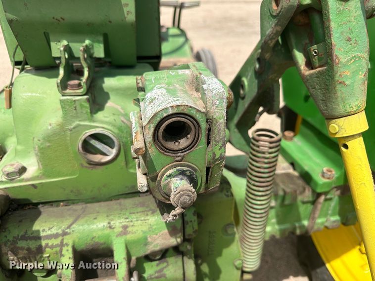 image for item NM9438 1963 John Deere 2010  tractor