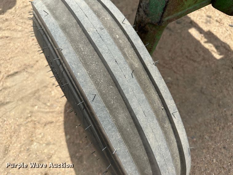 image for item NM9438 1963 John Deere 2010  tractor