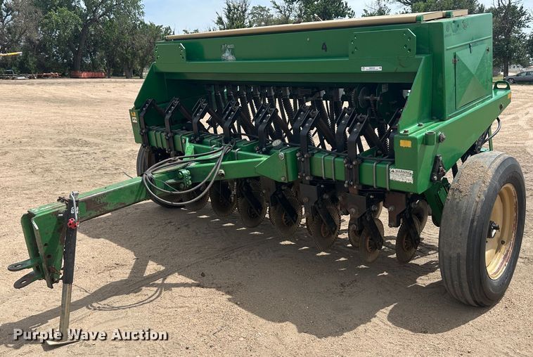 image for item NM9439 Great Plains 1005NG  no-till grain drill