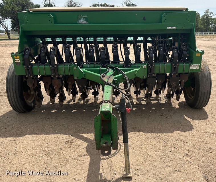 image for item NM9439 Great Plains 1005NG  no-till grain drill