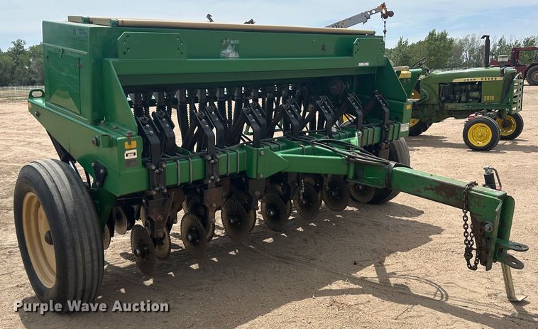 image for item NM9439 Great Plains 1005NG  no-till grain drill